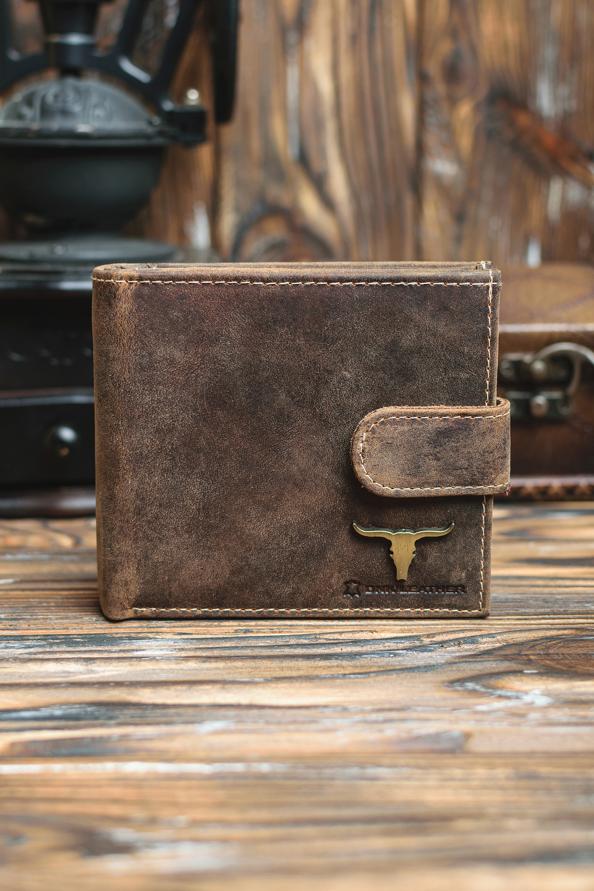 Гаманець чоловічий DNK Leather DNK-01L-BAW-TAN Гаманець чоловічий DNK Leather DNK-01L-BAW-TAN